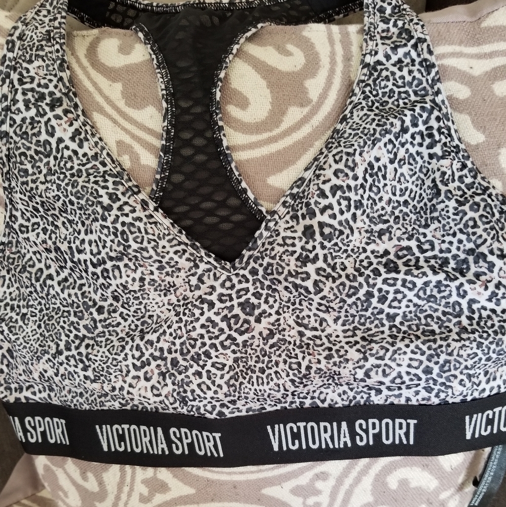 Victoria sport bra